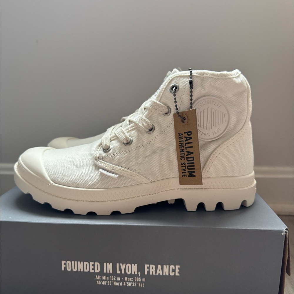 Palladium Women’s White Pampa Hi Sneakers